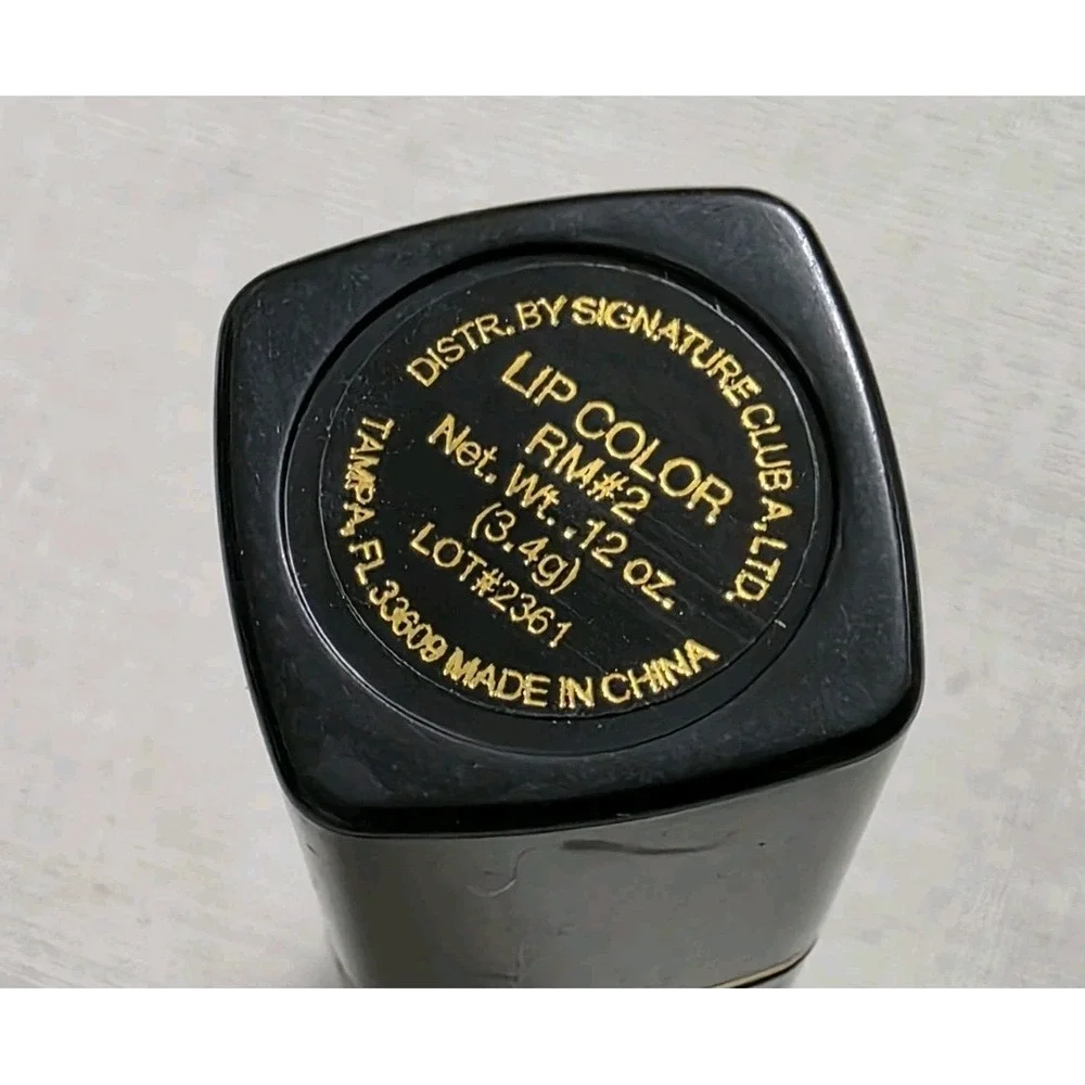 Rare Signature Club A LTD Lip Color Lipstick Rm2~Full Size